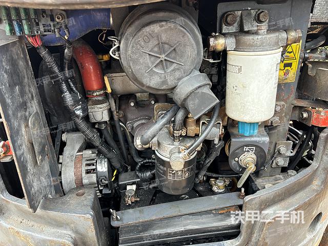 发动机整体俯视（整机外观）