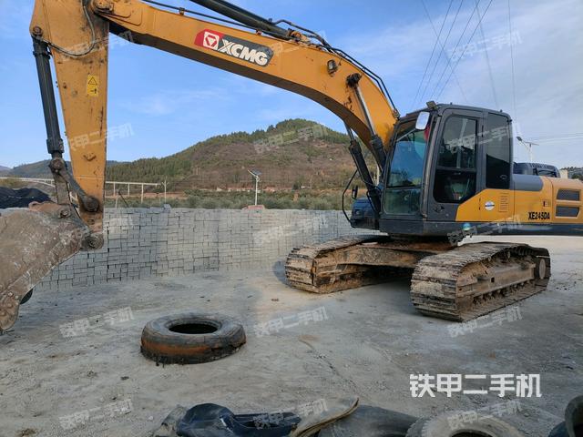 徐工XE215DA挖掘机