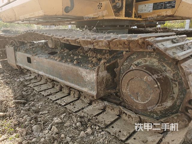 单侧履带整体（整机外观）