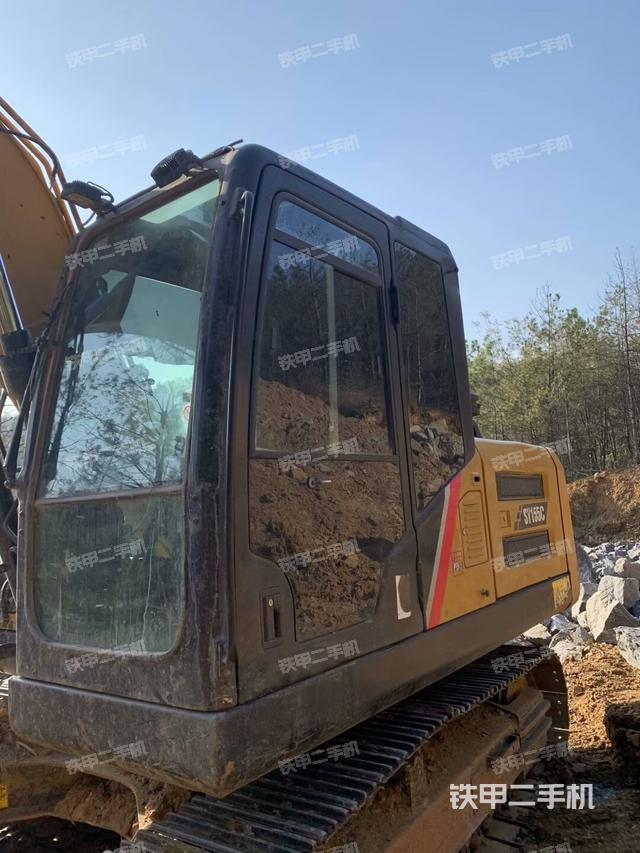 驾驶室整体（整机外观）