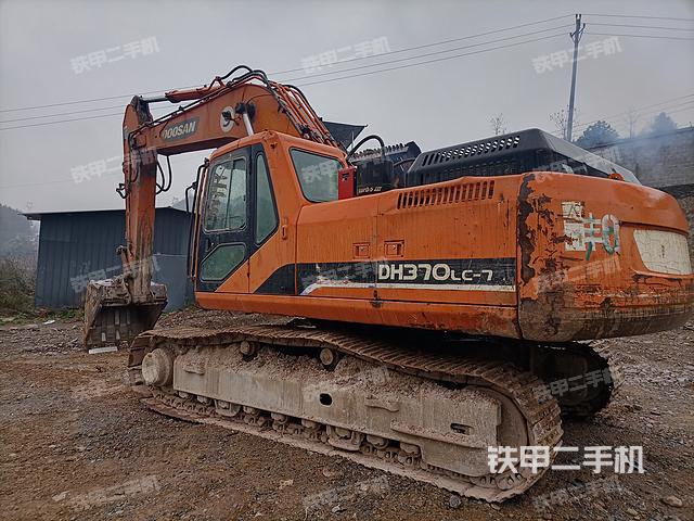 整机右后45°（整机外观）