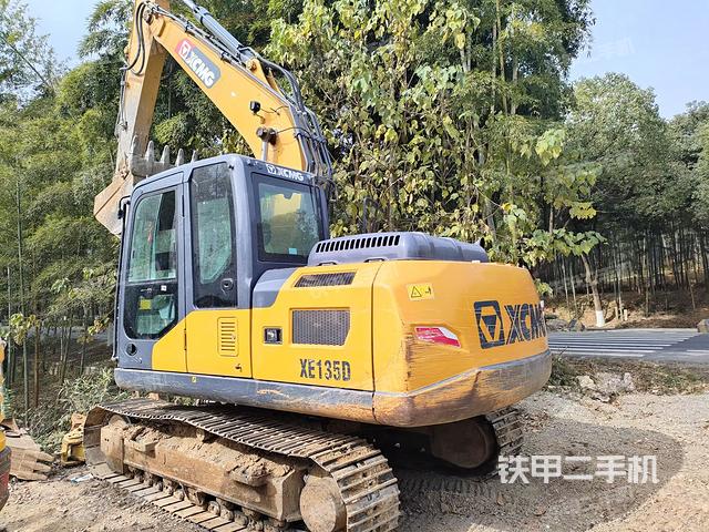 徐工XE135D挖掘機(jī)