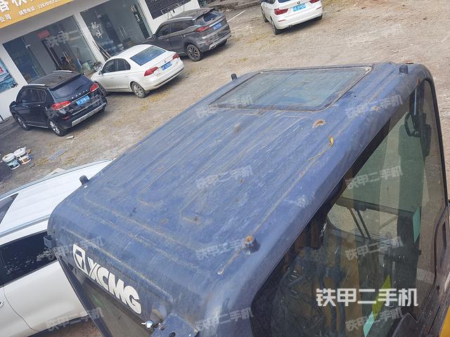 驾驶室顶部（整机外观）