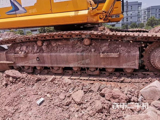 单侧履带整体（整机外观）