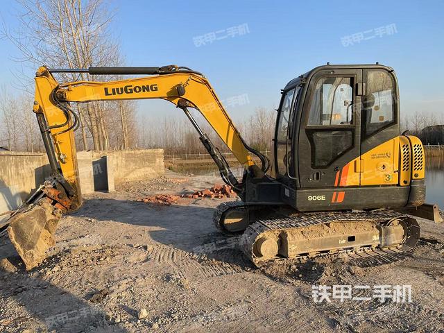 柳工CLG906E挖掘机