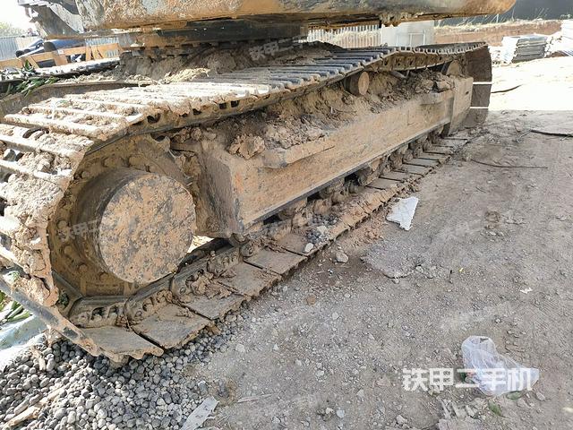 单侧履带整体（整机外观）