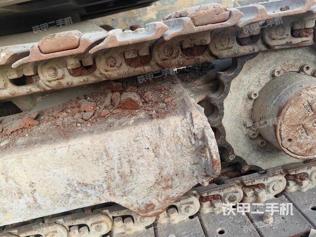 单侧履带整体（整机外观）