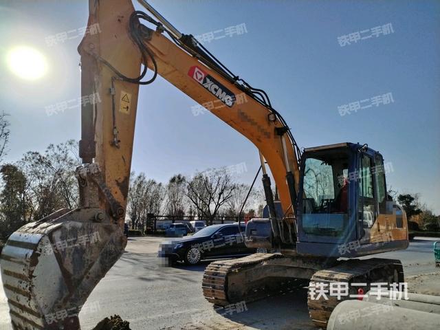 徐工XE135D挖掘机