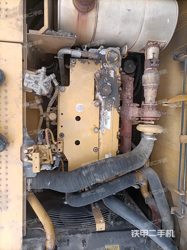 发动机整体俯视（整机外观）