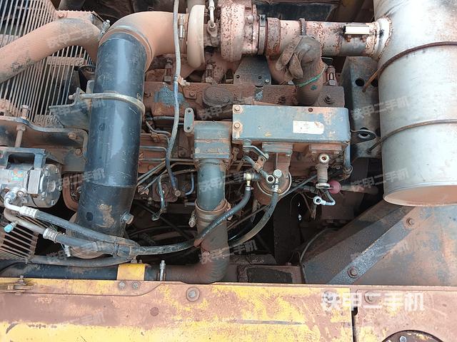 发动机整体俯视（整机外观）