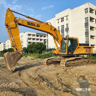 山东临工E6275F挖掘机实拍图片