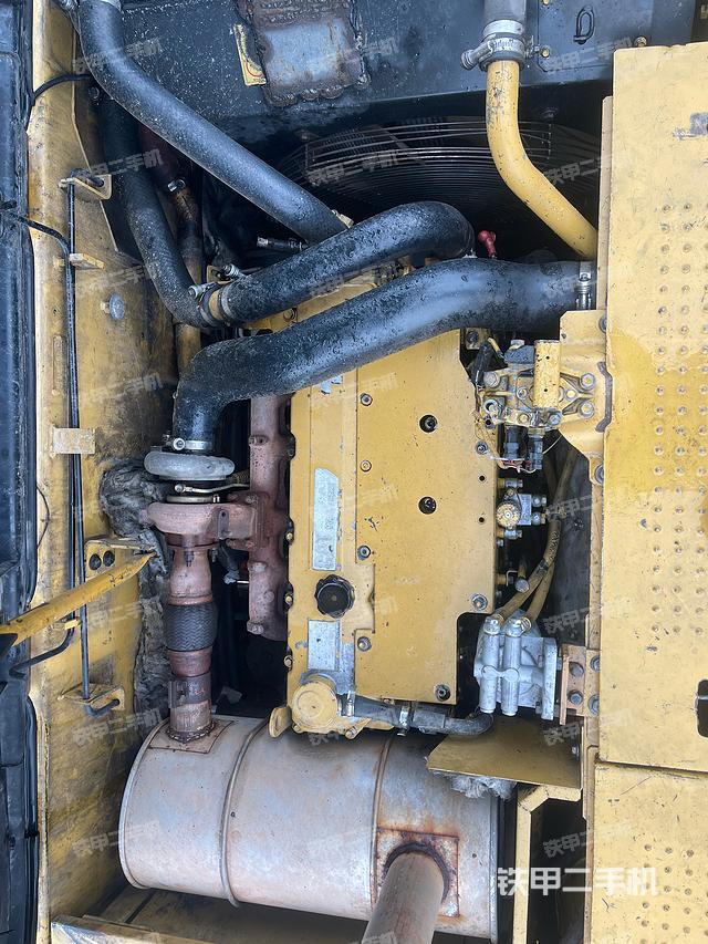 发动机整体俯视（整机外观）