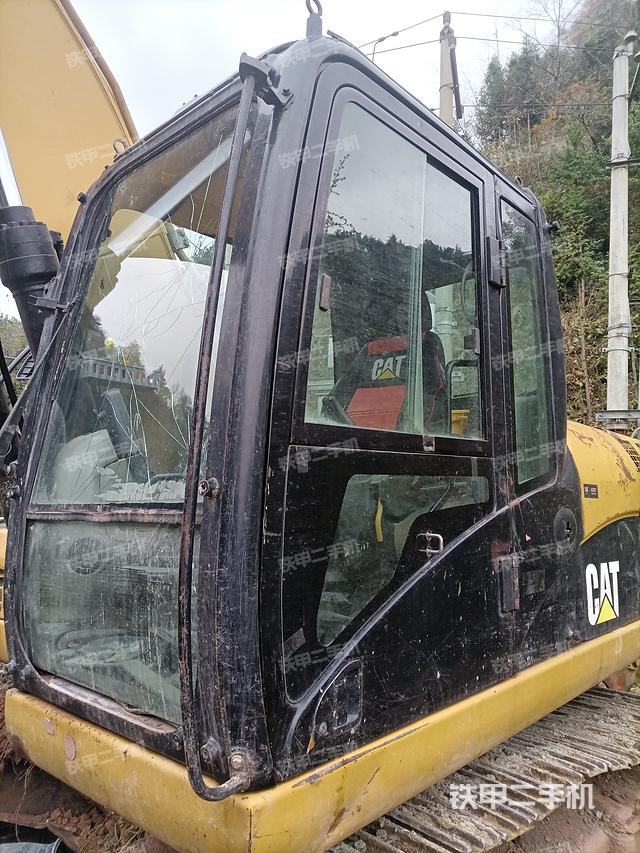 驾驶室整体（整机外观）