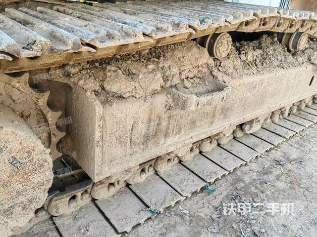 单侧履带整体（整机外观）