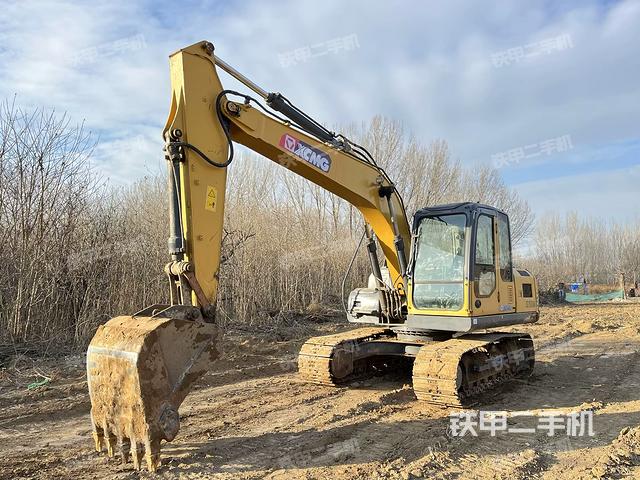 徐工XE150D挖掘机