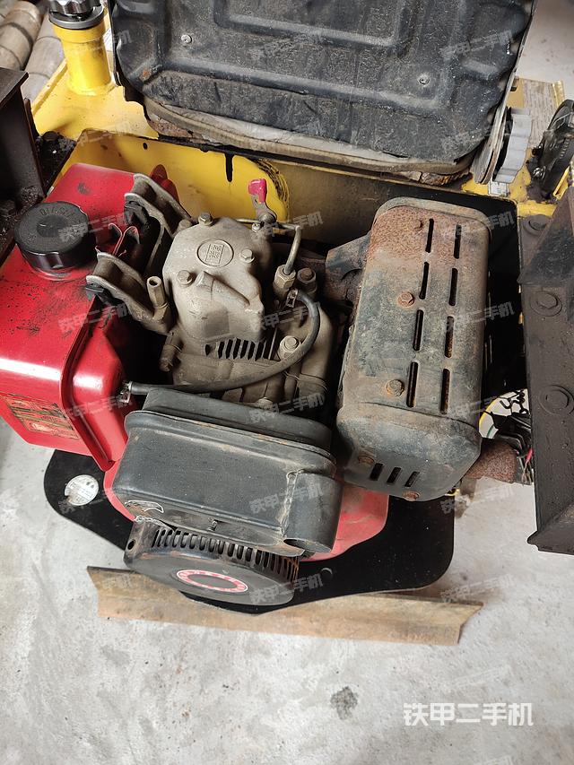 发动机整体俯视（整机外观）