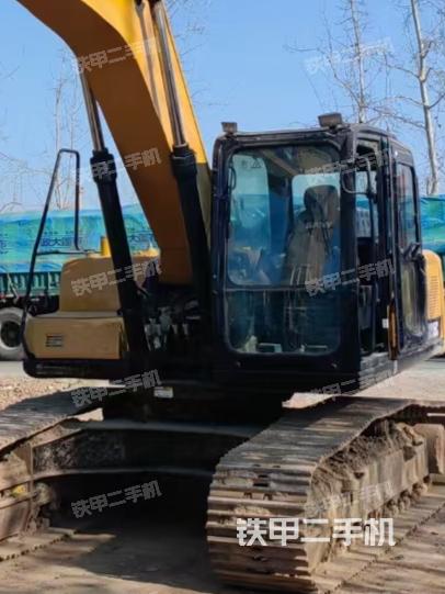 驾驶室整体（整机外观）