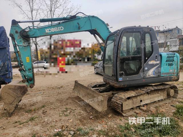 神钢SK75-8挖掘机
