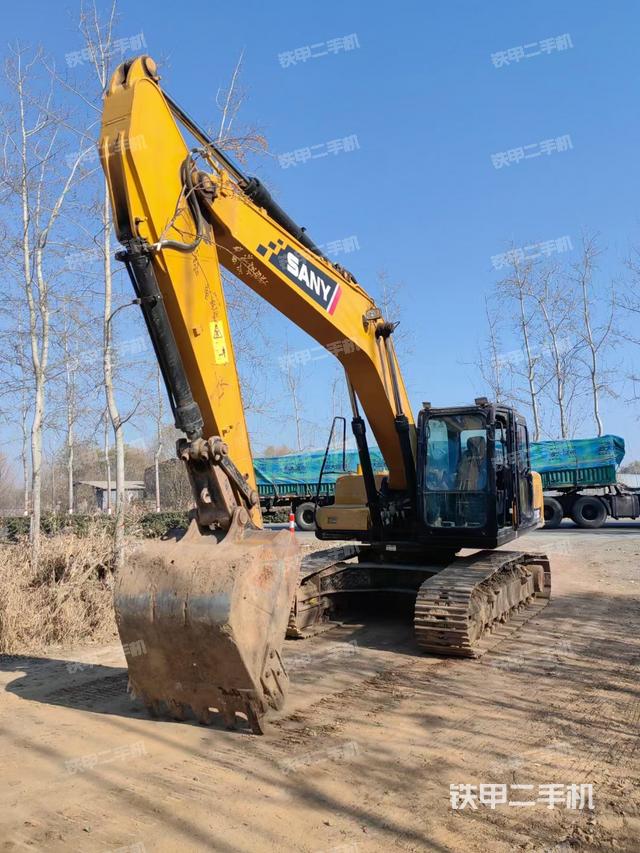 三一重工SY200C挖掘機(jī)