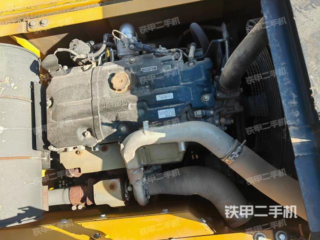 发动机整体俯视（整机外观）