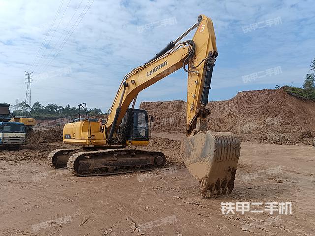 柳工CLG933E挖掘機(jī)