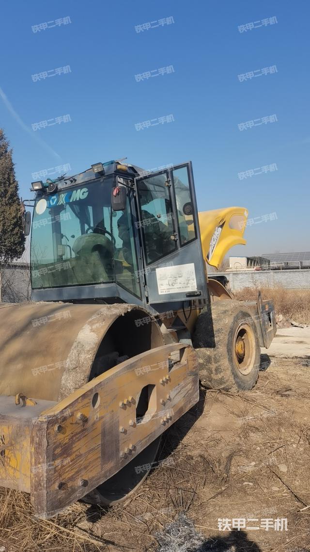 徐工XS222J-1壓路機