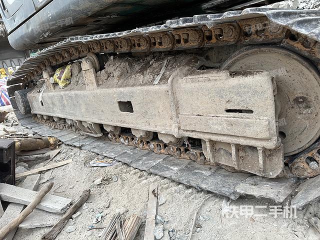 单侧履带整体（整机外观）