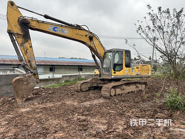 徐工XE265D挖掘機(jī)