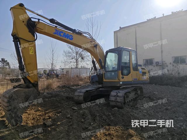 徐工XE150D挖掘机