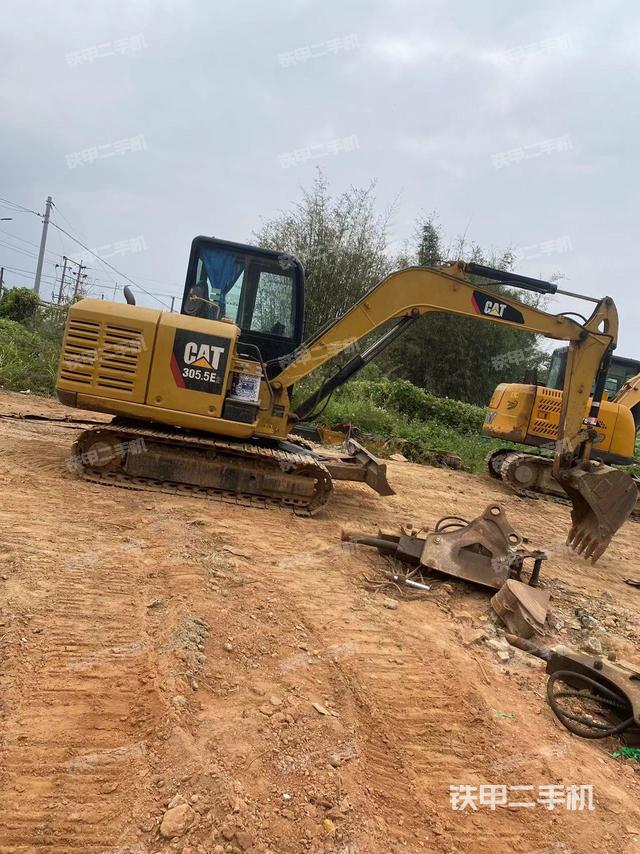 整机右后45°（整机外观）