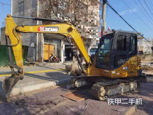 徐工XE60DA挖掘機(jī)