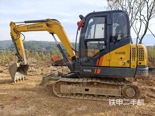 柳工CLG906E挖掘机