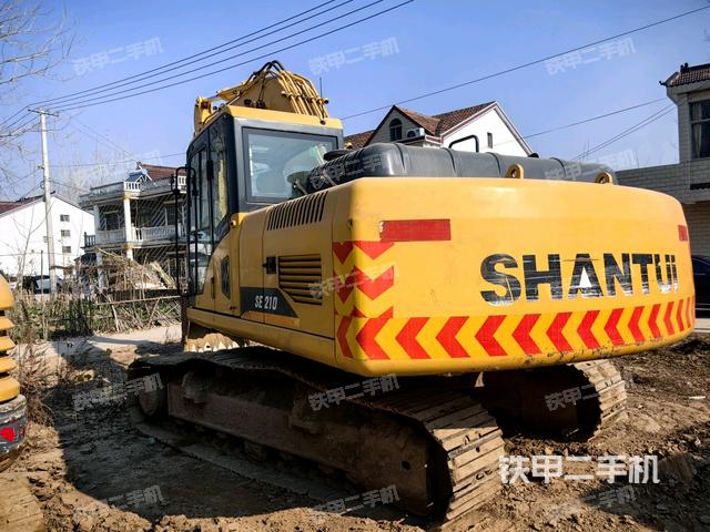 山推SE210W挖掘机