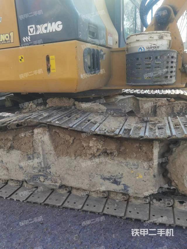 单侧履带整体（整机外观）