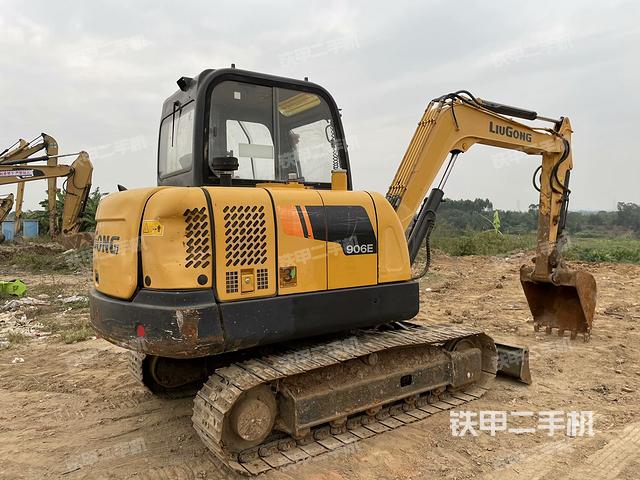 整机右后45°（整机外观）