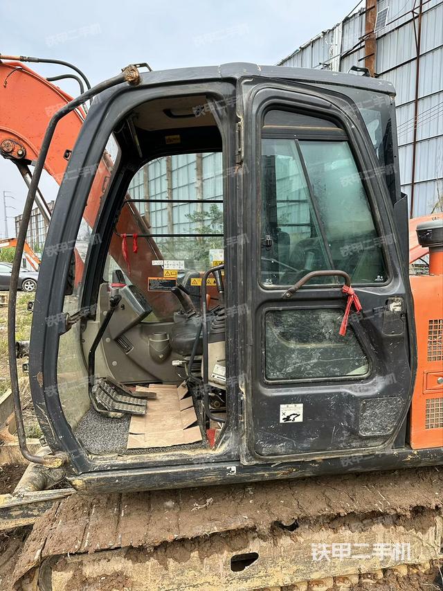 驾驶室整体（整机外观）