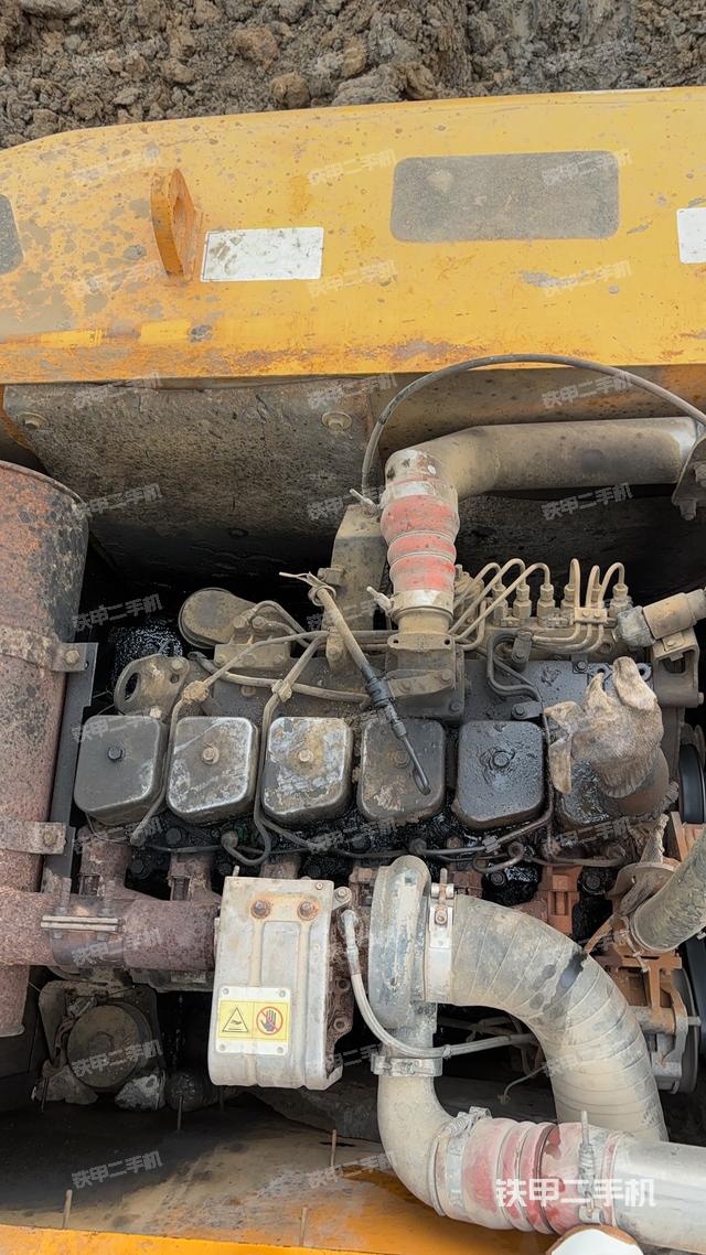 发动机整体俯视（整机外观）