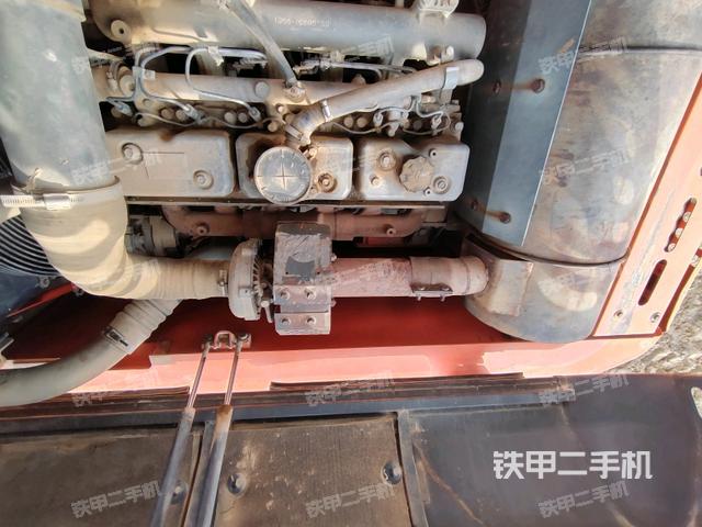 发动机室（上车部件）