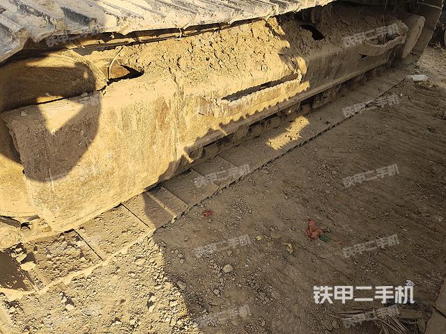 单侧履带整体（整机外观）