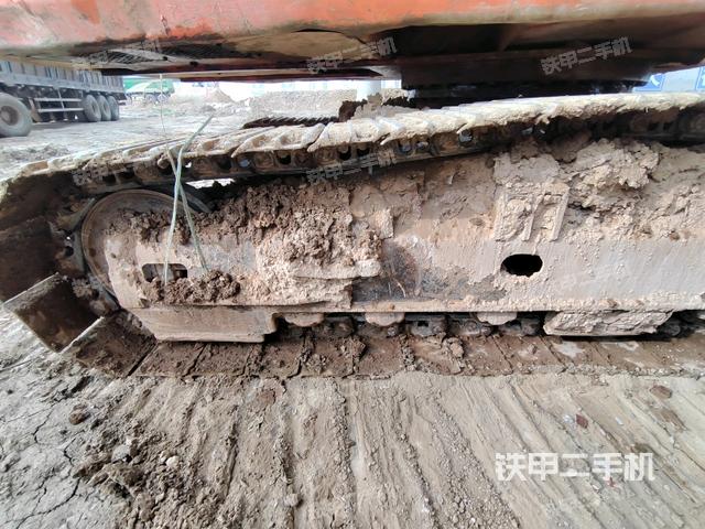 左侧行走马达盖板（行走机构）