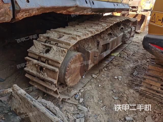 单侧履带整体（整机外观）