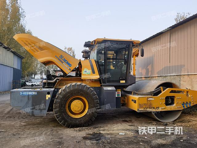 整机左侧（设备外观及核心部件）