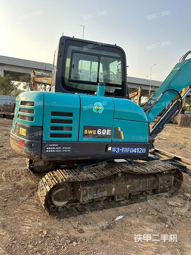 整机右后45°（整机外观）