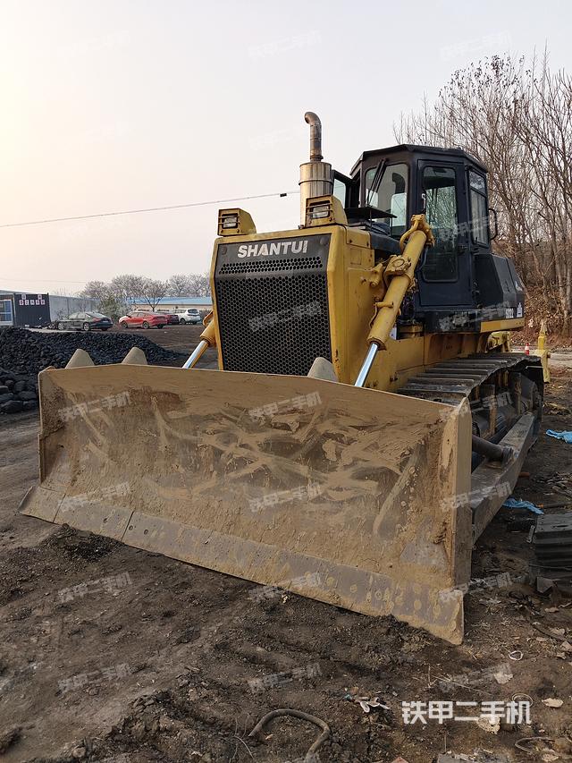 整机右后45°（设备外观及核心部件）