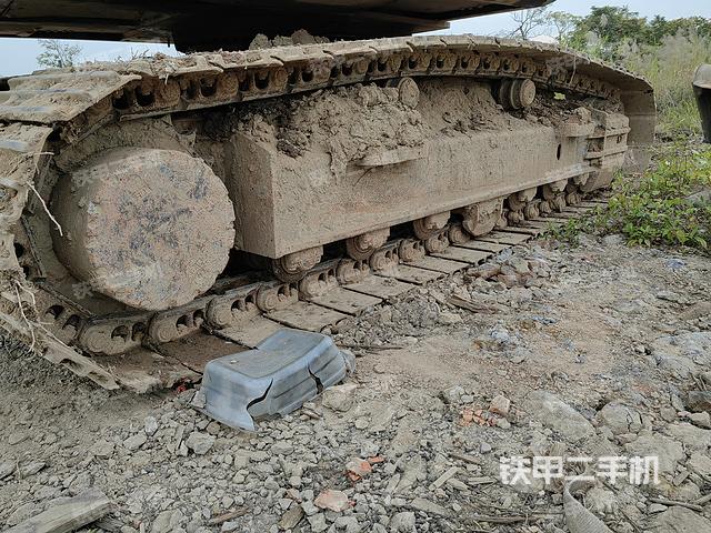 单侧履带整体（整机外观）