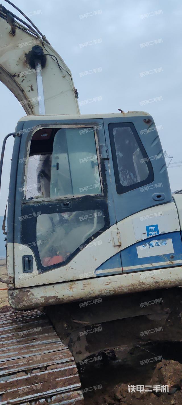 驾驶室整体（整机外观）