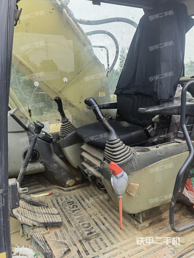 驾驶室整体（整机外观）