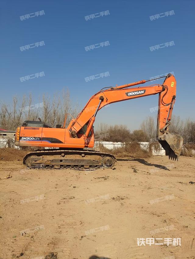 整机右后45°（整机外观）