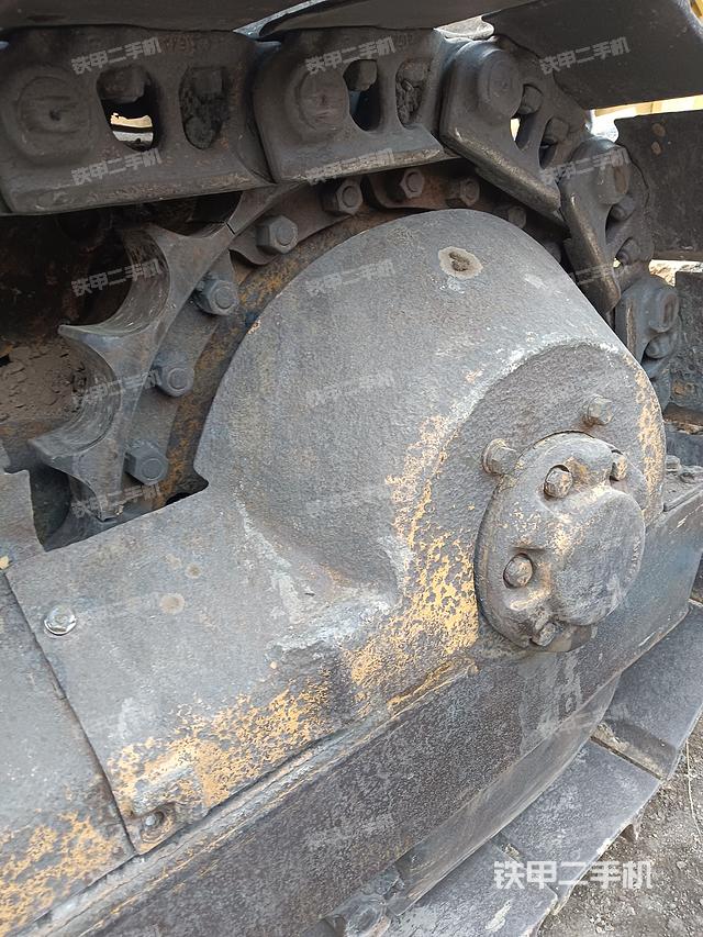 整机右侧（设备外观及核心部件）