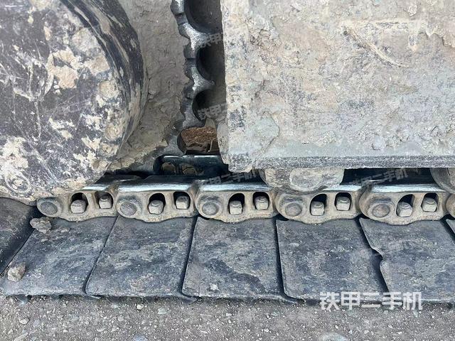 单侧履带整体（整机外观）